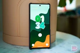 Android 16 May Bring Custom Clocks to the Notification Panel